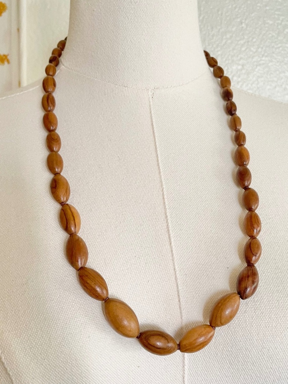 Vintage Graduated Wooden Bead Necklace Boho Natural Brown Pullover